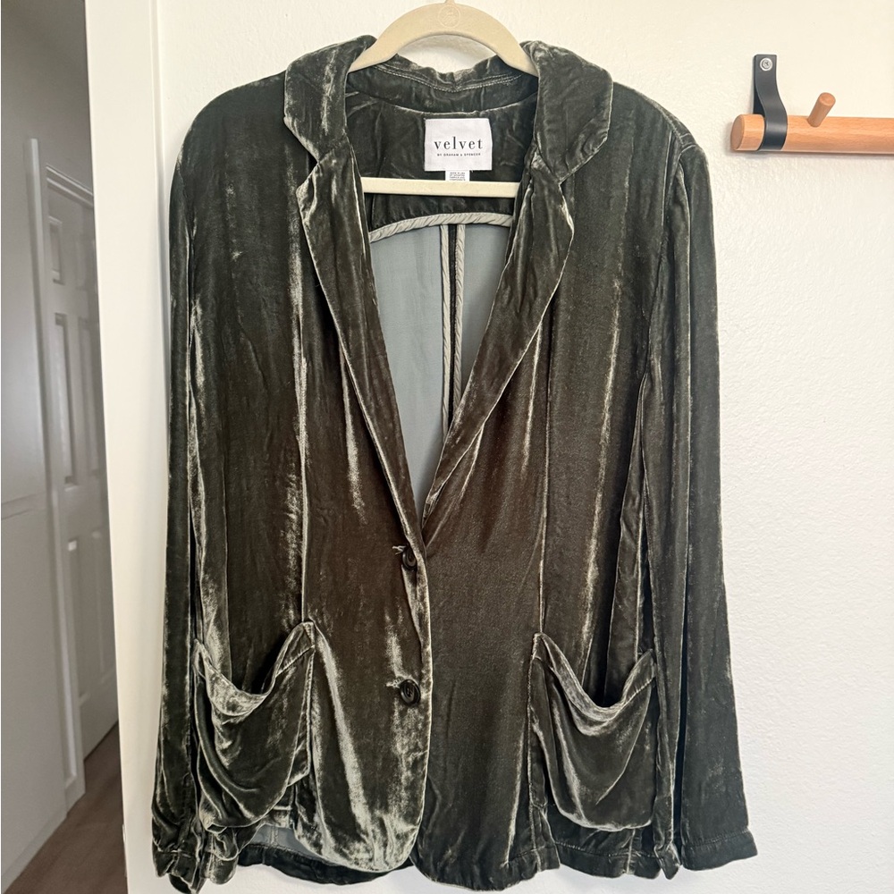 Velvet by Graham & Spencer Green Velvet Blazer - Size M